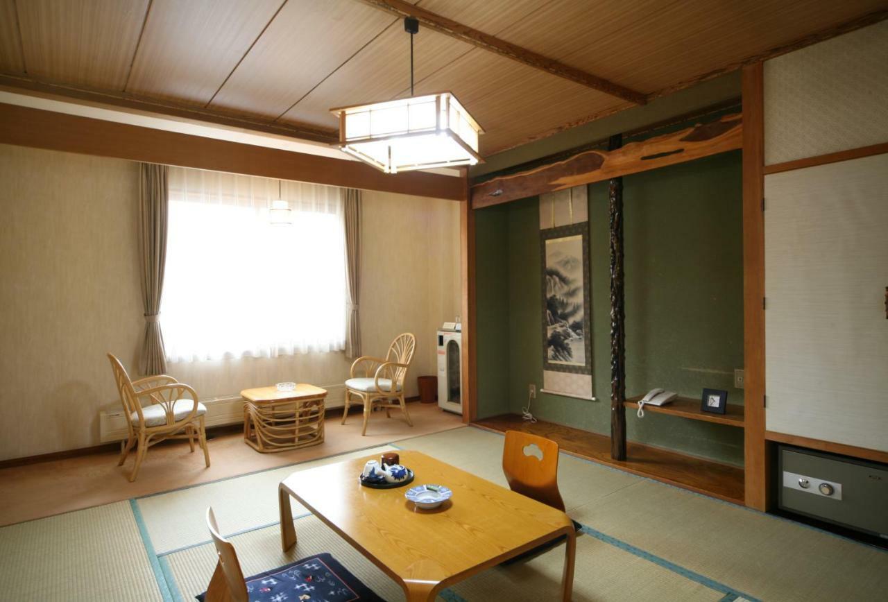 Honbetsu Onsen Grand Hotel Obihiro Exteriör bild